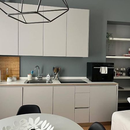 Bilocale Di Charme Apartamento Milão Exterior foto