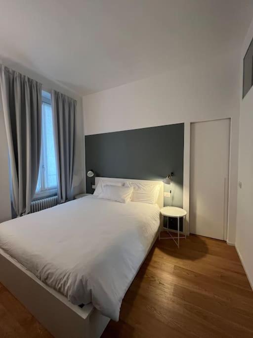 Bilocale Di Charme Apartamento Milão Exterior foto
